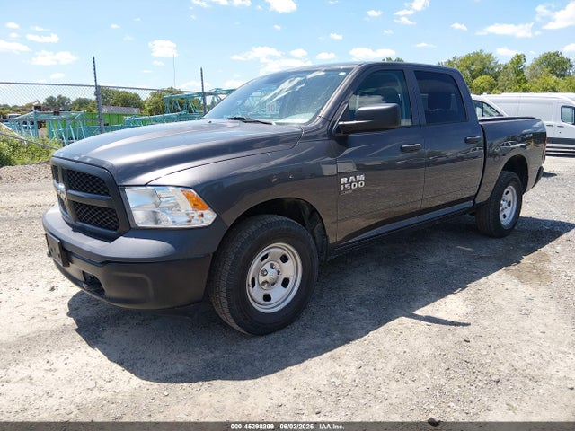 45298209 :رقم المزاد ، 1C6RR7KG8KS660396 vin ، 2019 Ram 1500 Classic مزاد بيع