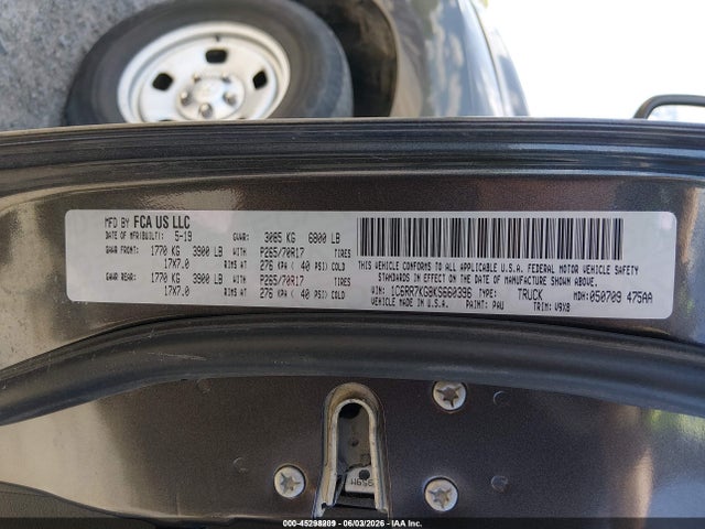 45298209 :رقم المزاد ، 1C6RR7KG8KS660396 vin ، 2019 Ram 1500 Classic مزاد بيع