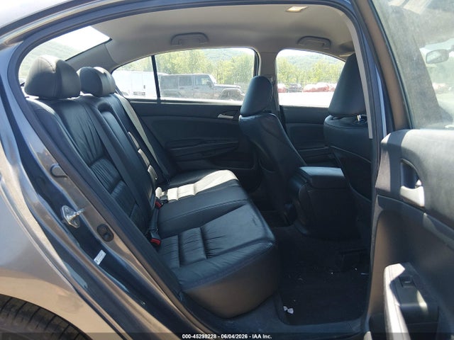 45298228 :رقم المزاد ، 1HGCP2F6XCA244805 vin ، 2012 Honda Accord 2.4 Se مزاد بيع