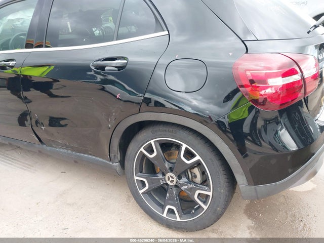 45298240 :رقم المزاد ، WDCTG4EB6KU016168 vin ، 2019 Mercedes-benz Gla 250 مزاد بيع