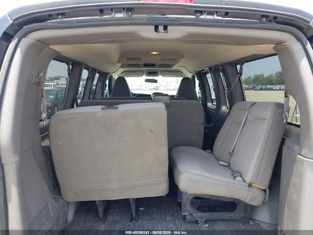 Chevrolet Express 2500 Ls 2018 1GAWGEFG9J1300373 Image 12