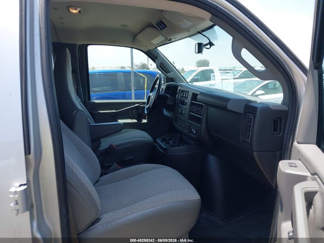 Chevrolet Express 2500 Ls 2018 1GAWGEFG9J1300373 Image 5