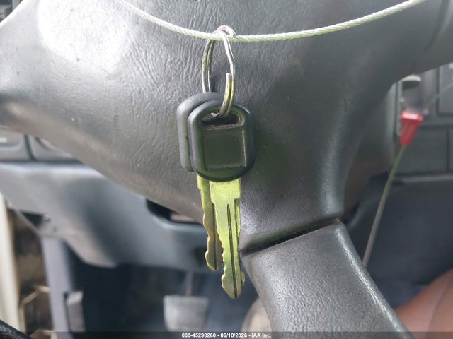 Aukcja sprzedaży 1998 Chevrolet C1500 Fleetside, vin: 1GCEC19W4WE207237, numer aukcji: 45298260