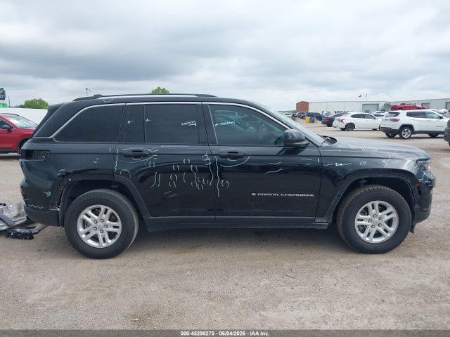 Продаж на аукціоні авто 2023 Jeep Grand Cherokee Laredo 4x4, vin: 1C4RJHAG0PC549107, номер лоту: 45298270