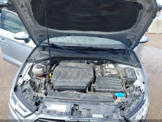 Продажа на аукционе авто 2019 Audi A3 40 Premium, vin: WAUAUGFF9K1011148, номер лота: 45298348