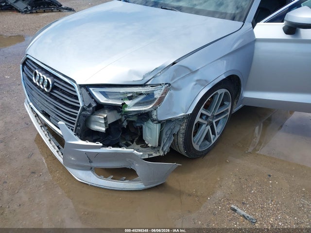 Продажа на аукционе авто 2019 Audi A3 40 Premium, vin: WAUAUGFF9K1011148, номер лота: 45298348