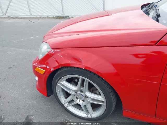 2013 Mercedes-benz C 250 მანქანა იყიდება აუქციონზე, vin: WDDGJ4HB2DG063371, აუქციონის ნომერი: 45298372