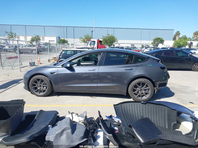 Tesla Model 3 Rear-wheel Drive 2022 5YJ3E1EAXNF125599 Image 15
