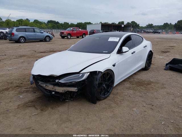 2021 Tesla Model S Long Range Dual Motor All-wheel Drive მანქანა იყიდება აუქციონზე, vin: 5YJSA1E56MF435452, აუქციონის ნომერი: 45298382