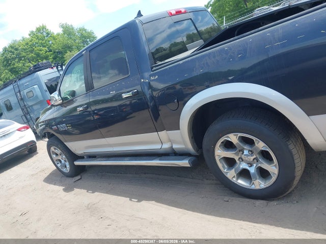 45298387 :رقم المزاد ، 1C6RR7NT2HS546122 vin ، 2017 Ram 1500 Laramie  4x4 5'7 Box مزاد بيع