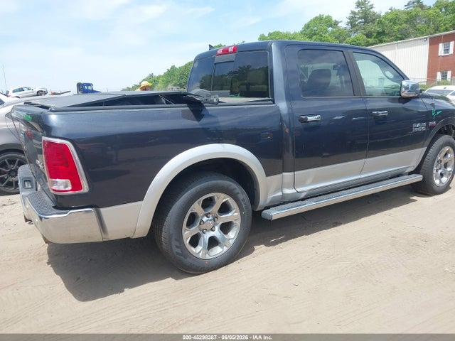 45298387 :رقم المزاد ، 1C6RR7NT2HS546122 vin ، 2017 Ram 1500 Laramie  4x4 5'7 Box مزاد بيع