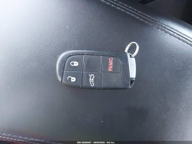 Продаж на аукціоні авто 2016 Chrysler 200 Limited, vin: 1C3CCCAB7GN183839, номер лоту: 45298407