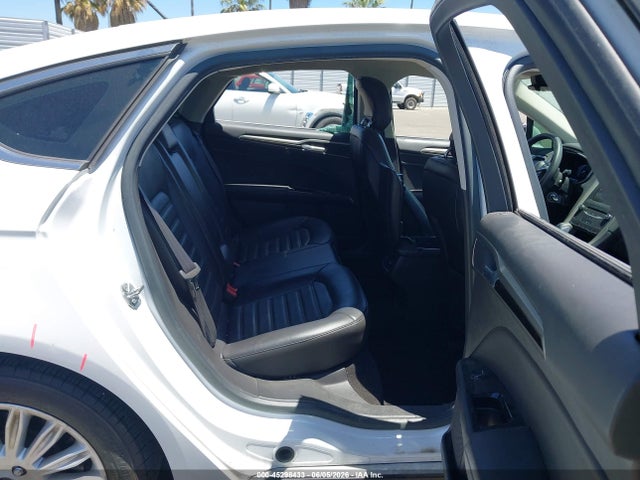 2014 Ford Fusion Hybrid Se მანქანა იყიდება აუქციონზე, vin: 3FA6P0LU5ER379823, აუქციონის ნომერი: 45298433