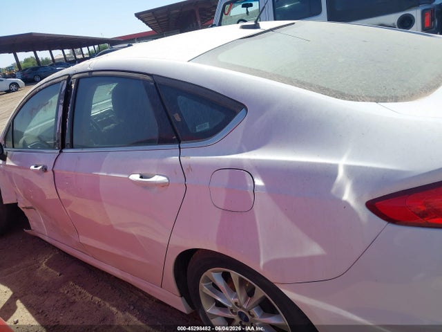 2017 Ford Fusion Hybrid Se მანქანა იყიდება აუქციონზე, vin: 3FA6P0LU5HR231207, აუქციონის ნომერი: 45298482