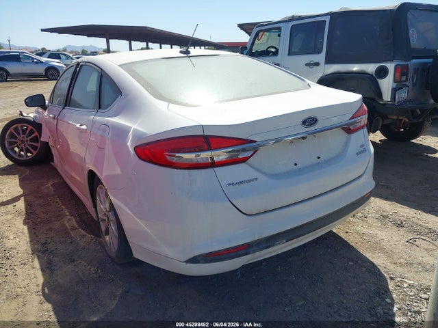 2017 Ford Fusion Hybrid Se მანქანა იყიდება აუქციონზე, vin: 3FA6P0LU5HR231207, აუქციონის ნომერი: 45298482