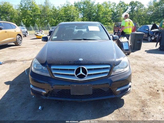 Продаж на аукціоні авто 2013 Mercedes-benz C 300 Sport 4matic, vin: WDDGF8AB8DG103780, номер лоту: 45298485