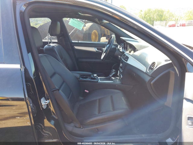 Продаж на аукціоні авто 2013 Mercedes-benz C 300 Sport 4matic, vin: WDDGF8AB8DG103780, номер лоту: 45298485