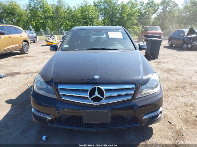 Продаж на аукціоні авто 2013 Mercedes-benz C 300 Sport 4matic, vin: WDDGF8AB8DG103780, номер лоту: 45298485