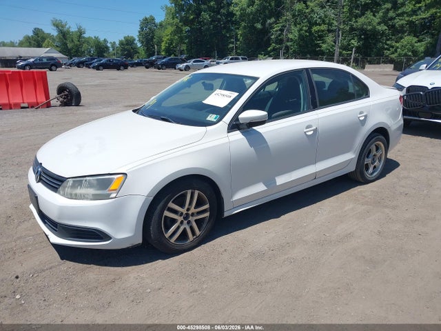 45298508 :رقم المزاد ، 3VWDZ7AJ6BM373824 vin ، 2011 Volkswagen Jetta 2.5l Se مزاد بيع