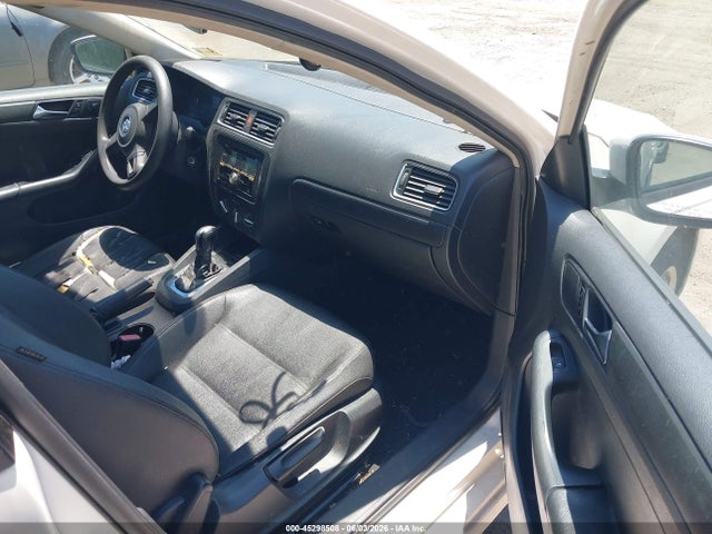 45298508 :رقم المزاد ، 3VWDZ7AJ6BM373824 vin ، 2011 Volkswagen Jetta 2.5l Se مزاد بيع