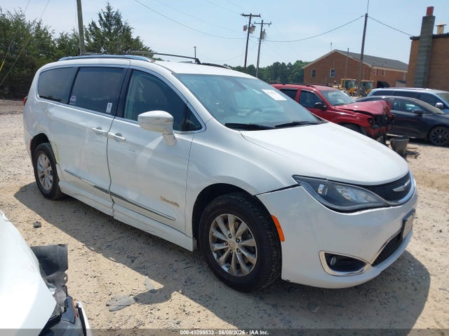 Продаж на аукціоні авто 2019 Chrysler Pacifica Touring L, vin: 2C4RC1BG8KR537433, номер лоту: 45298533