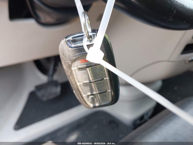 45298533 :رقم المزاد ، 2C4RC1BG8KR537433 vin ، 2019 Chrysler Pacifica Touring L مزاد بيع
