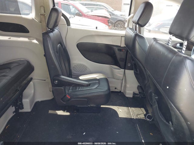 45298533 :رقم المزاد ، 2C4RC1BG8KR537433 vin ، 2019 Chrysler Pacifica Touring L مزاد بيع