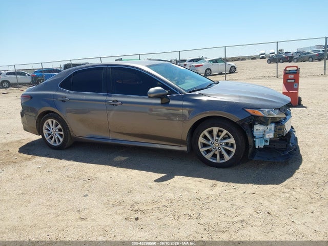 2021 Toyota Camry Le მანქანა იყიდება აუქციონზე, vin: 4T1C11AK4MU537805, აუქციონის ნომერი: 45298550
