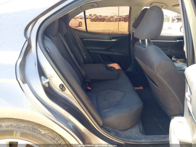 2021 Toyota Camry Le მანქანა იყიდება აუქციონზე, vin: 4T1C11AK4MU537805, აუქციონის ნომერი: 45298550
