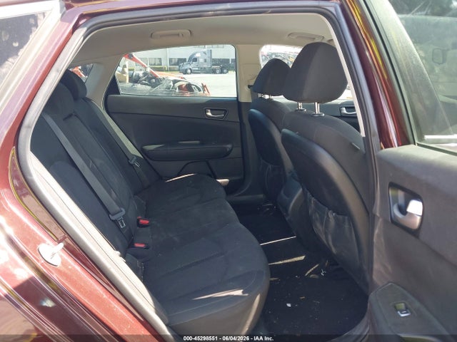 KIA Optima Lx 2018 5XXGT4L3XJG273739 Image 8