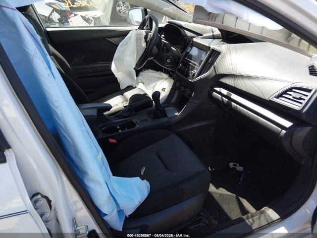 45298567 :رقم المزاد ، 4S3GKAA60H1611847 vin ، 2017 Subaru Impreza 2.0i مزاد بيع