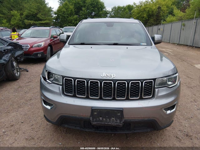 2018 Jeep Grand Cherokee Laredo E 4x4 მანქანა იყიდება აუქციონზე, vin: 1C4RJFAG8JC373600, აუქციონის ნომერი: 45298588