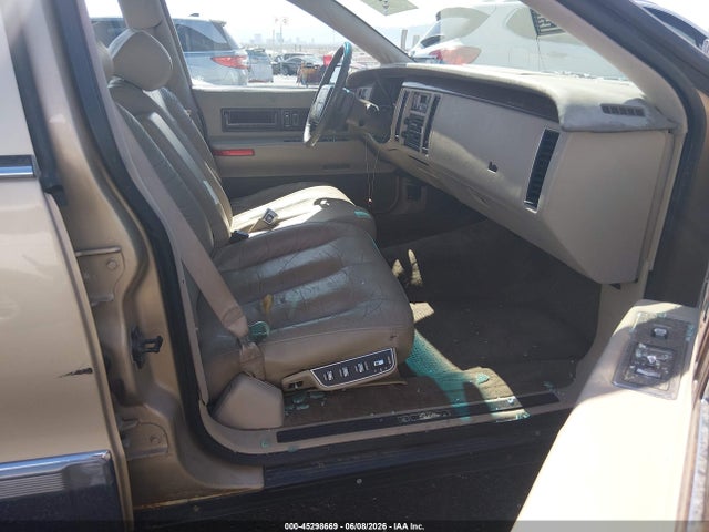 1993 Cadillac Fleetwood Chassis მანქანა იყიდება აუქციონზე, vin: 1G6DW527XPR712760, აუქციონის ნომერი: 45298669
