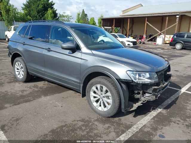 3VV2B7AX4KM027727 auction archive image