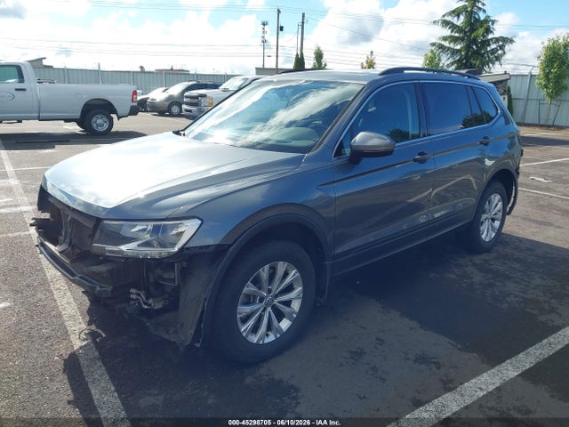 3VV2B7AX4KM027727 Volkswagen Tiguan 2.0t Se/2.0t Sel/2.0t Sel R-line/2.0t Sel R-line Black