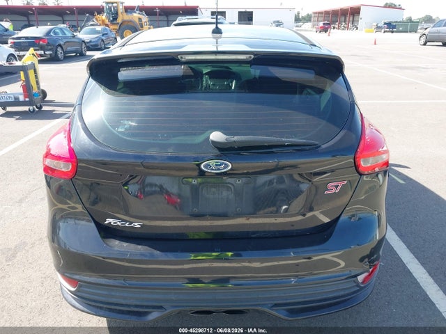 Ford FOCUS ST 2018 1FADP3L97JL205054 Image 17