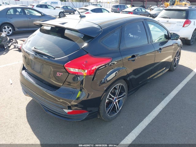 Ford FOCUS ST 2018 1FADP3L97JL205054 Image 4