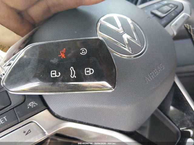 2024 Volkswagen Atlas 2.0t Se W/technology მანქანა იყიდება აუქციონზე, vin: 1V2WR2CA5RC570070, აუქციონის ნომერი: 45298755