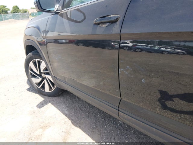 2024 Volkswagen Atlas 2.0t Se W/technology მანქანა იყიდება აუქციონზე, vin: 1V2WR2CA5RC570070, აუქციონის ნომერი: 45298755