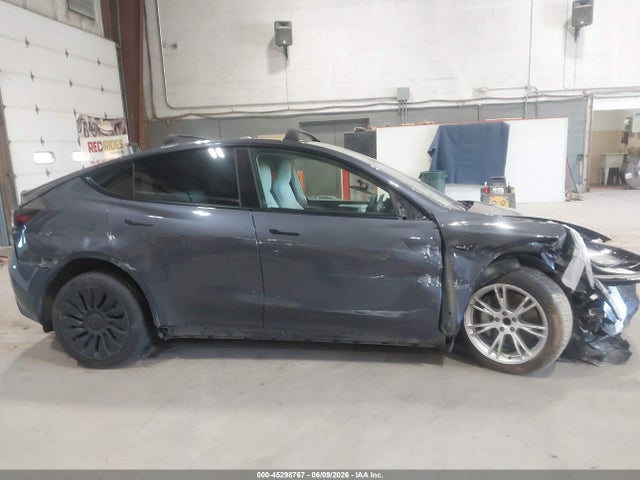 Продажа на аукционе авто 2023 Tesla Model Y Rwd, vin: 7SAYGDED4PF959109, номер лота: 45298767