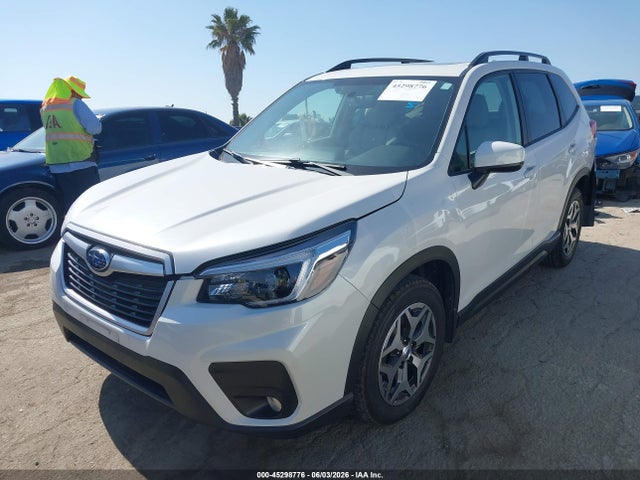 Subaru Forester Premium 2021 JF2SKAJC0MH452086 Image 2