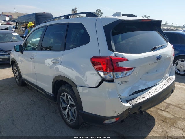 Subaru Forester Premium 2021 JF2SKAJC0MH452086 Image 3