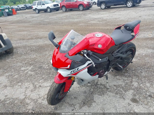 Yamaha Yzfr1 C 2015 JYARN39Y2FA000194 Image 2