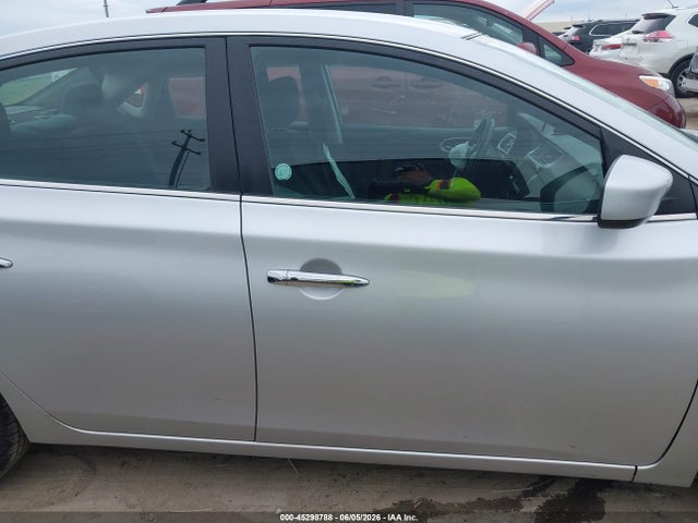 3N1AB7AP3KL616089 Nissan SENTRA SV