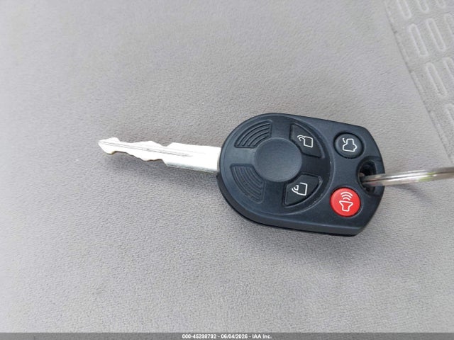 45298792 :رقم المزاد ، 3FAFP07Z46R203370 vin ، 2006 Ford Fusion Se مزاد بيع