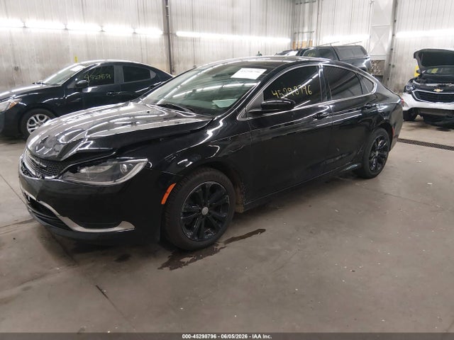 Продажа на аукционе авто 2015 Chrysler 200 Limited, vin: 1C3CCCAB8FN723858, номер лота: 45298796