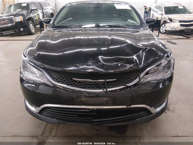 2015 Chrysler 200 Limited მანქანა იყიდება აუქციონზე, vin: 1C3CCCAB8FN723858, აუქციონის ნომერი: 45298796
