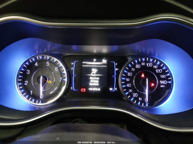 Продажа на аукционе авто 2015 Chrysler 200 Limited, vin: 1C3CCCAB8FN723858, номер лота: 45298796