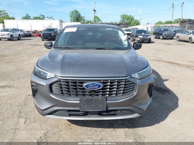 1FMCU9GN2RUA23949 Ford Escape Active
