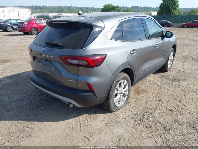 1FMCU9GN2RUA23949 Ford Escape Active